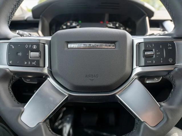 2025 Land Rover Discovery P300 S