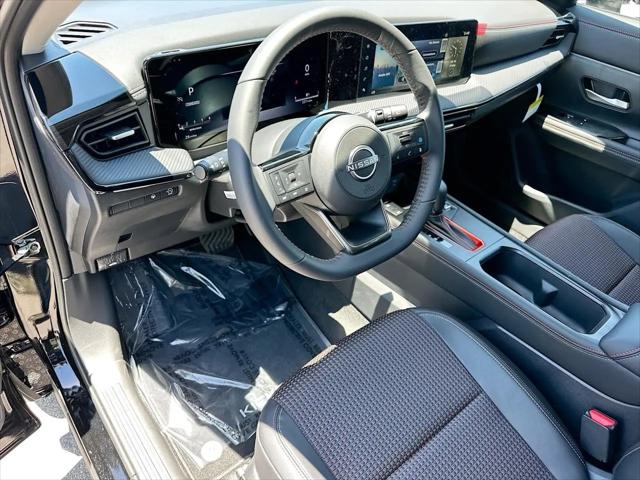 2025 Nissan Kicks SR FWD
