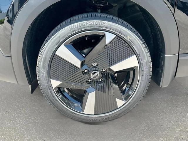2025 Nissan Kicks SR FWD