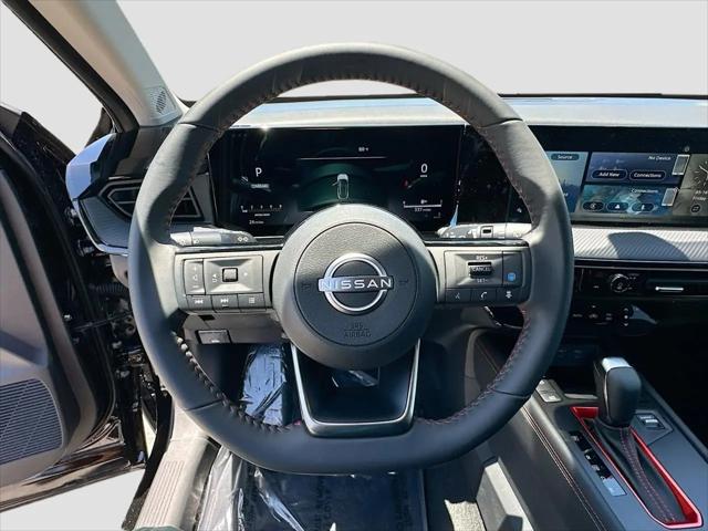 2025 Nissan Kicks SR FWD