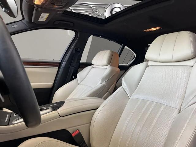 2015 BMW M5 Standard