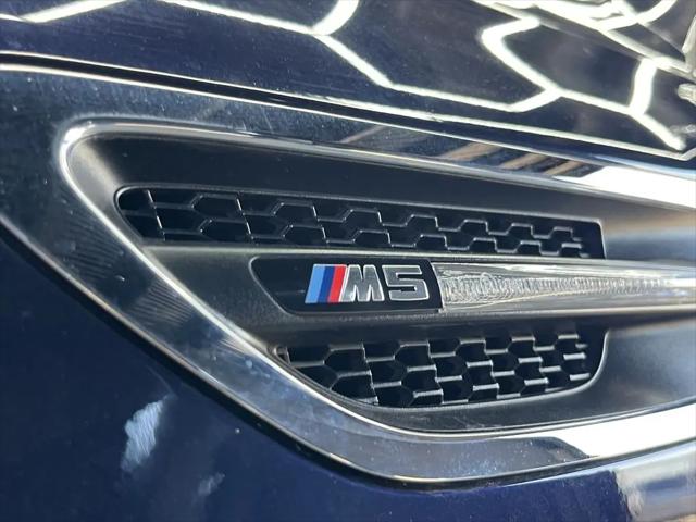 2015 BMW M5 Standard