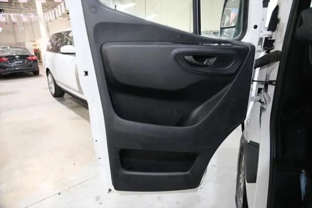 2019 Mercedes-Benz Sprinter 1500 Standard Roof I4