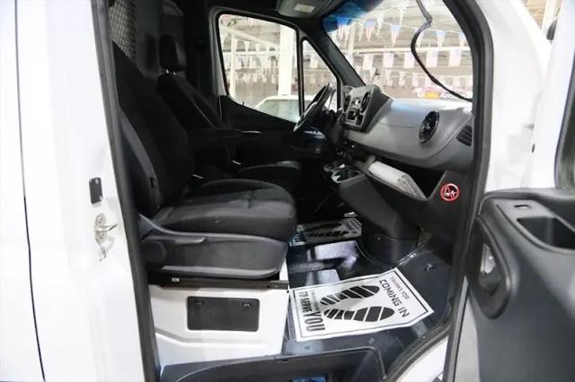 2019 Mercedes-Benz Sprinter 1500 Standard Roof I4