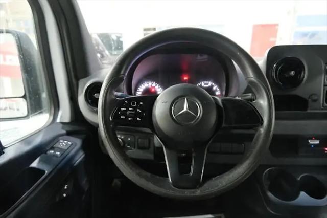 2019 Mercedes-Benz Sprinter 1500 Standard Roof I4