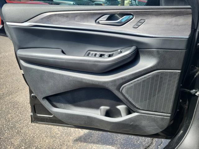 2025 Jeep Grand Cherokee L Limited 4x2