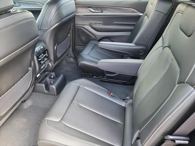 2025 Jeep Grand Cherokee L Limited 4x2