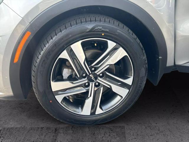 2022 Kia Sorento Hybrid SX
