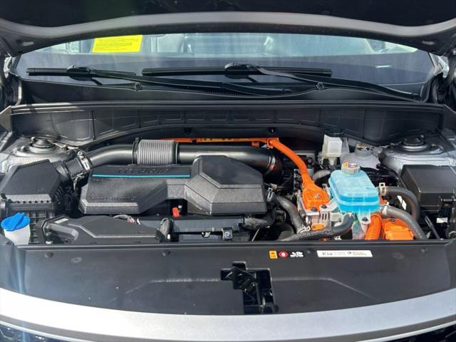 2022 Kia Sorento Hybrid SX