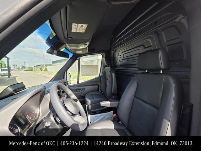 2025 Mercedes-Benz Sprinter 2500 High Roof 4-Cyl Diesel HO