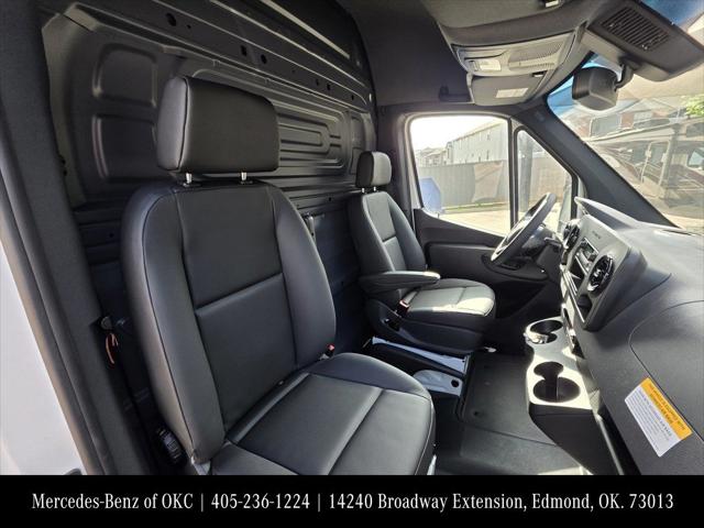 2025 Mercedes-Benz Sprinter 2500 High Roof 4-Cyl Diesel HO