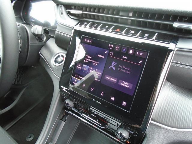 2025 Jeep Grand Cherokee L Laredo 4x4