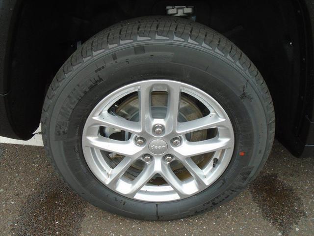 2025 Jeep Grand Cherokee L Laredo 4x4