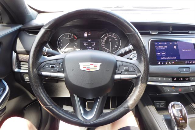 2020 Cadillac XT4 AWD Sport