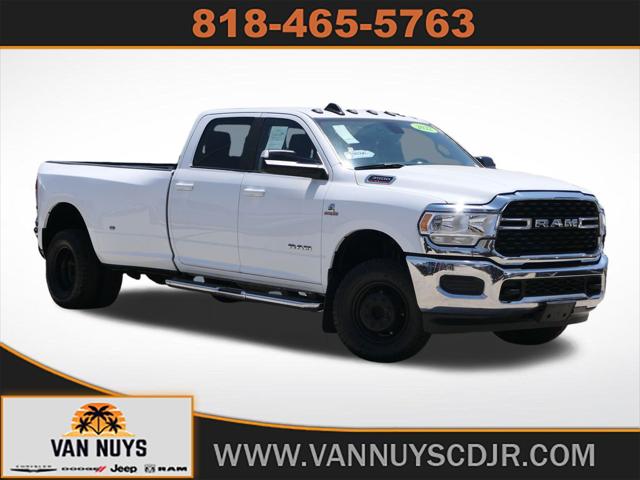 2022 RAM 3500 Big Horn Crew Cab 4x4 8 Box