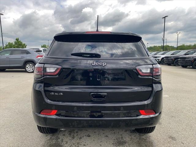 2025 Jeep Compass COMPASS LIMITED 4X4