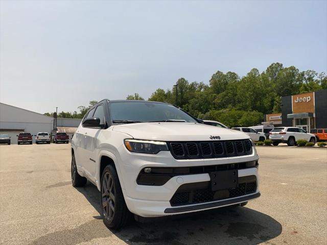 2025 Jeep Compass COMPASS LIMITED 4X4