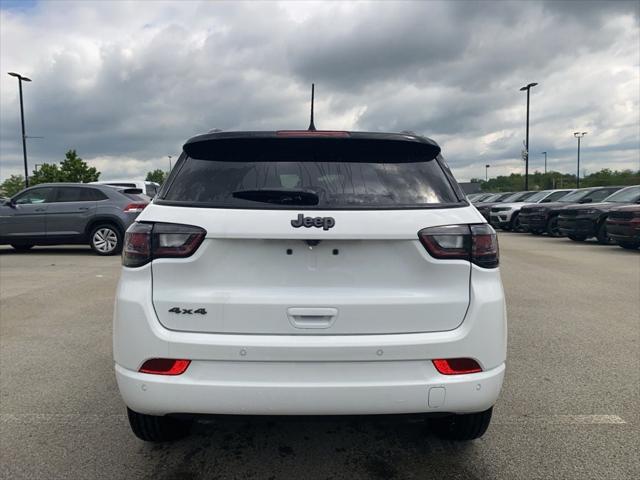 2025 Jeep Compass COMPASS LIMITED 4X4