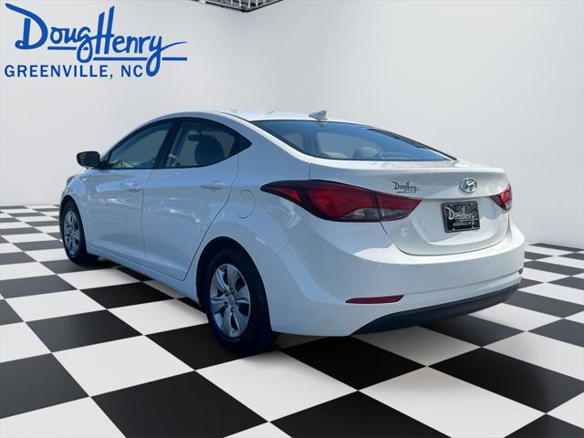 2016 Hyundai Elantra SE