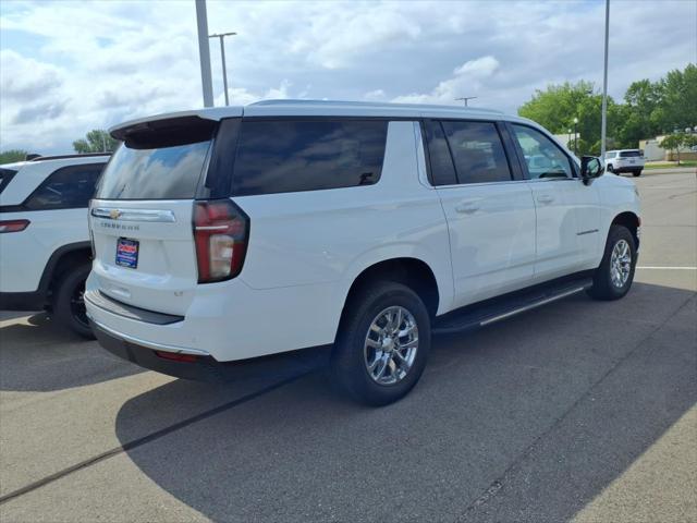 2023 Chevrolet Suburban 4WD LT