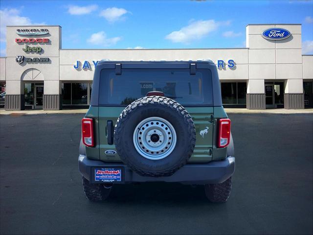 2022 Ford Bronco Base