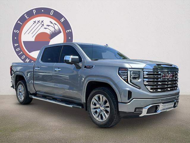 2023 GMC Sierra 1500 4WD Crew Cab Short Box Denali