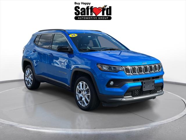 2024 Jeep Compass Latitude Lux FWD