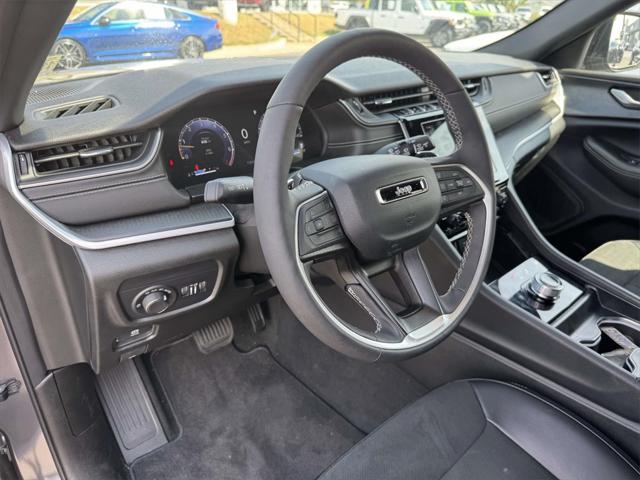 2025 Jeep Grand Cherokee Altitude X 4x4