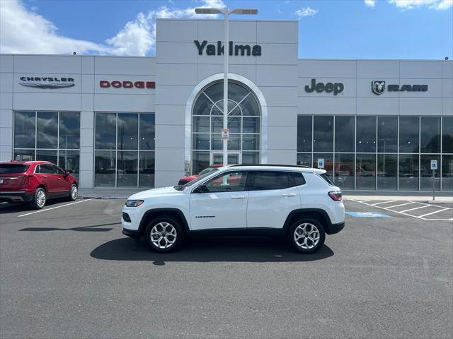 2025 Jeep Compass COMPASS LATITUDE 4X4 2025 Jeep Compass COMPASS LATITUDE 4X4