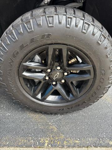 2021 Chevrolet Silverado 1500 4WD Crew Cab Short Bed Custom Trail Boss