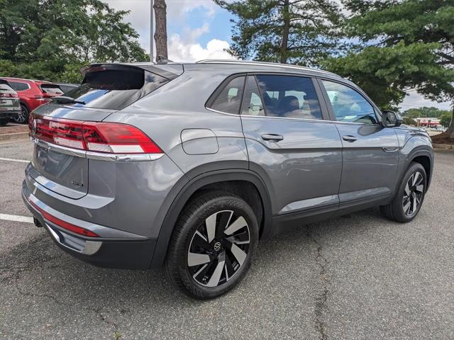 2025 Volkswagen Atlas Cross Sport 2.0T SE w/Technology