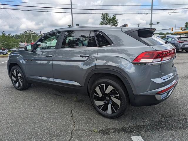 2025 Volkswagen Atlas Cross Sport 2.0T SE w/Technology