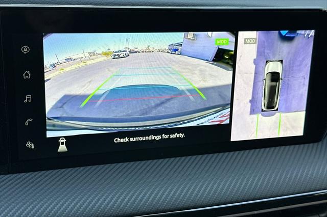 2025 Nissan Kicks SR FWD