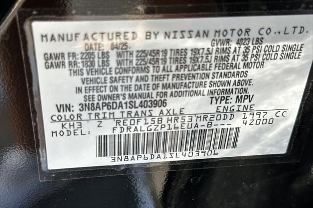 2025 Nissan Kicks SR FWD