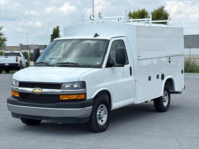 2025 Chevrolet Express Cutaway Work Van