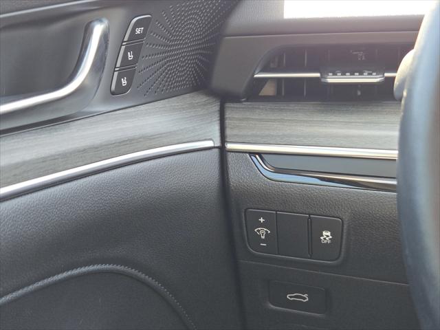 2025 Kia K5 EX