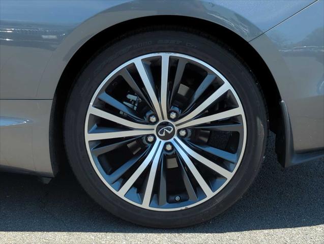 2022 INFINITI Q60 LUXE AWD