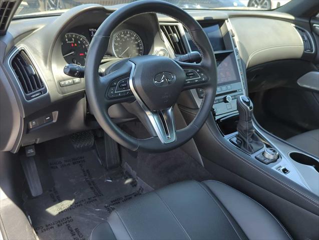 2022 INFINITI Q60 LUXE AWD