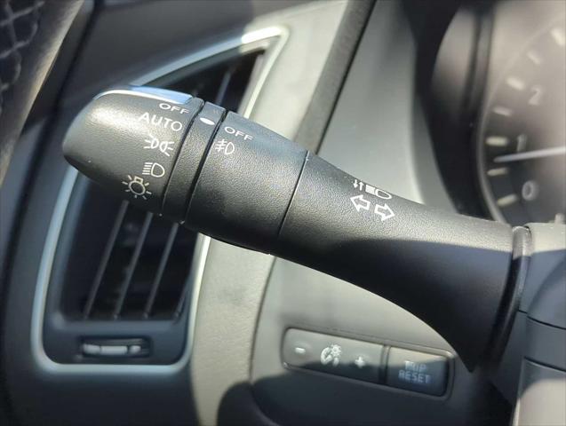2022 INFINITI Q60 LUXE AWD
