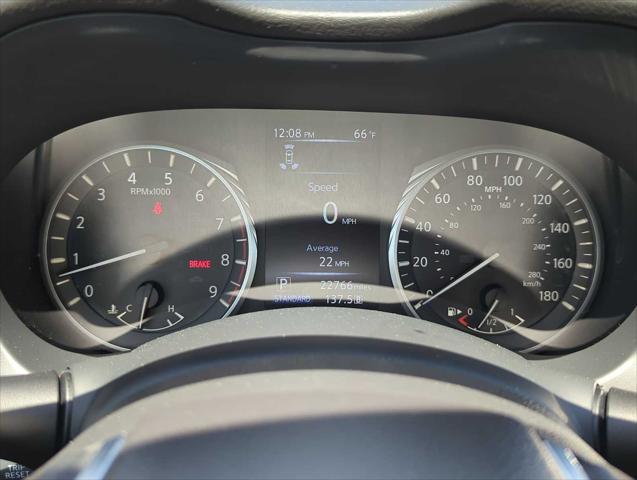 2022 INFINITI Q60 LUXE AWD