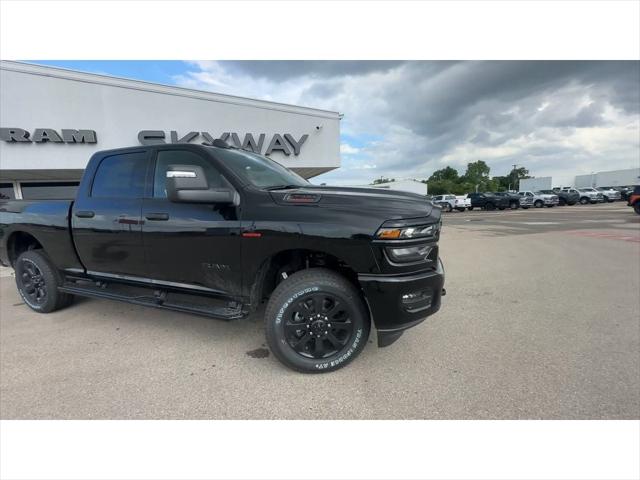 2025 RAM Ram 2500 RAM 2500 BIG HORN CREW CAB 4X4 64 BOX