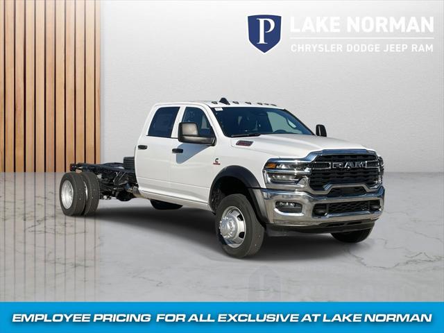 2025 RAM Ram 5500 Chassis Cab RAM 5500 TRADESMAN CHASSIS CREW CAB 4X4 84 CA 2025 RAM Ram 5500 Chassis Cab RAM 5500 TRADESMAN CHASSIS CREW CAB 4X4 84 CA