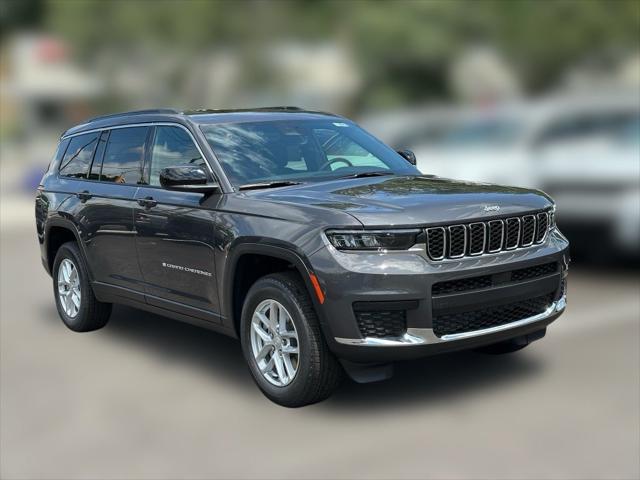 2025 Jeep Grand Cherokee GRAND CHEROKEE L LAREDO X 4X4