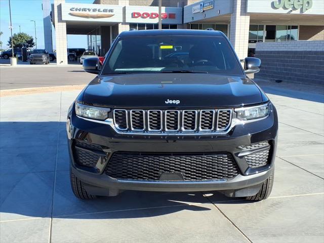 2025 Jeep Grand Cherokee GRAND CHEROKEE LAREDO X 4X2