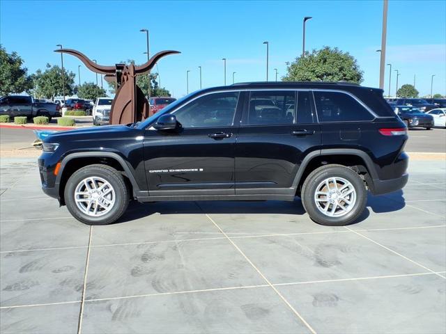 2025 Jeep Grand Cherokee GRAND CHEROKEE LAREDO X 4X2