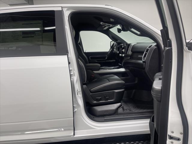 2025 RAM Ram 3500 RAM 3500 LARAMIE CREW CAB 4X4 8 BOX