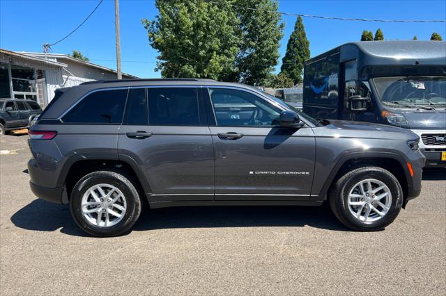 2025 Jeep Grand Cherokee GRAND CHEROKEE LAREDO X 4X4