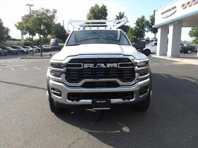 2025 RAM Ram 5500 Chassis Cab RAM 5500 TRADESMAN CHASSIS CREW CAB 4X4 60 CA