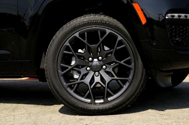 2025 Jeep Grand Cherokee GRAND CHEROKEE SUMMIT 4X4