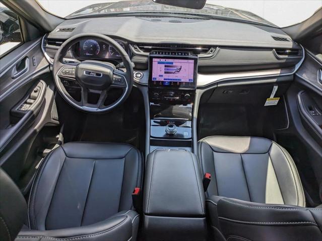 2025 Jeep Grand Cherokee Limited 4x2